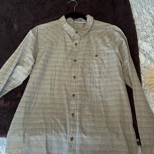 Toad&Co Long sleeved lightweight casual shirt